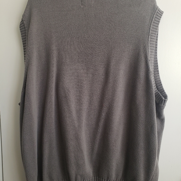 Ivy Crew Grey V-Neck Sweater Vest XXL 100% Cotton Made in Indonesia RN #82814 - Picture 2 of 5